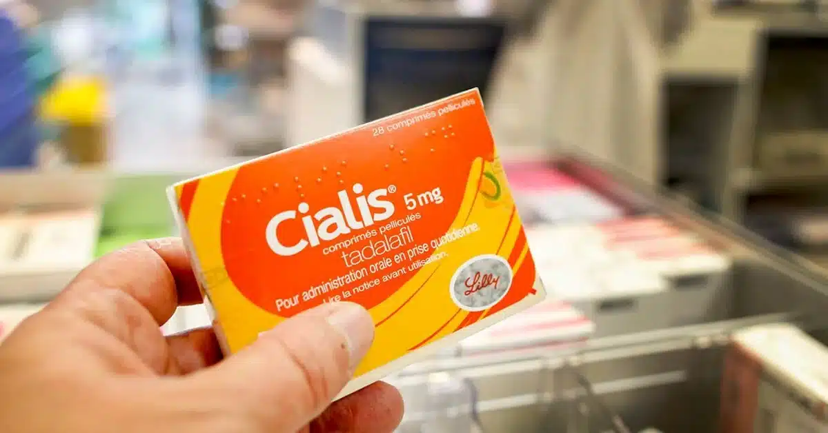 How Does Cialis Work? Timing, Effects, and Safety
