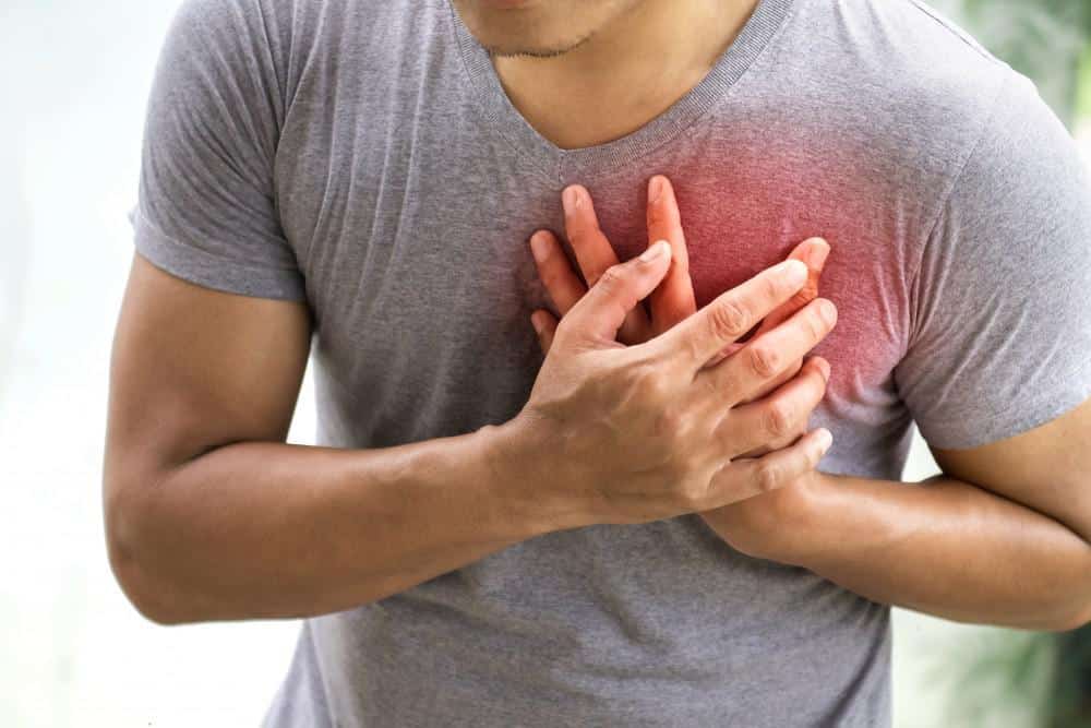 What Can Cause a Heart Attack? Risks, Signs, Prevention
