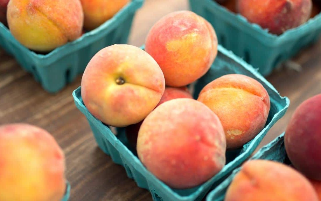 Are Peaches Good for Diabetics? Portions, Carbs, and Fruit Choices
