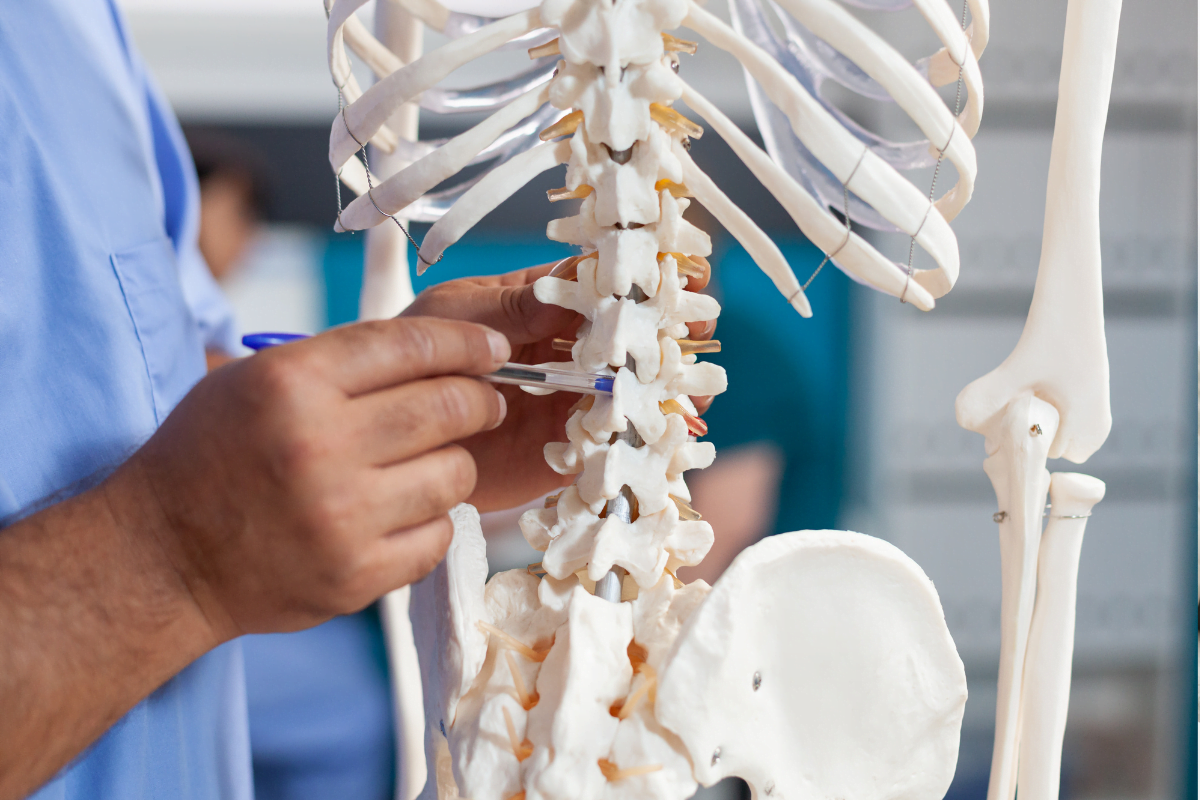 Recognizing Early Signs of Osteoporosis: A Practical Guide