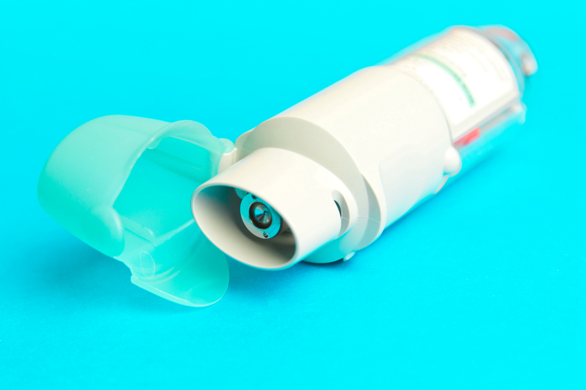 What Is Spiriva? Uses, Devices, and Safety Basics