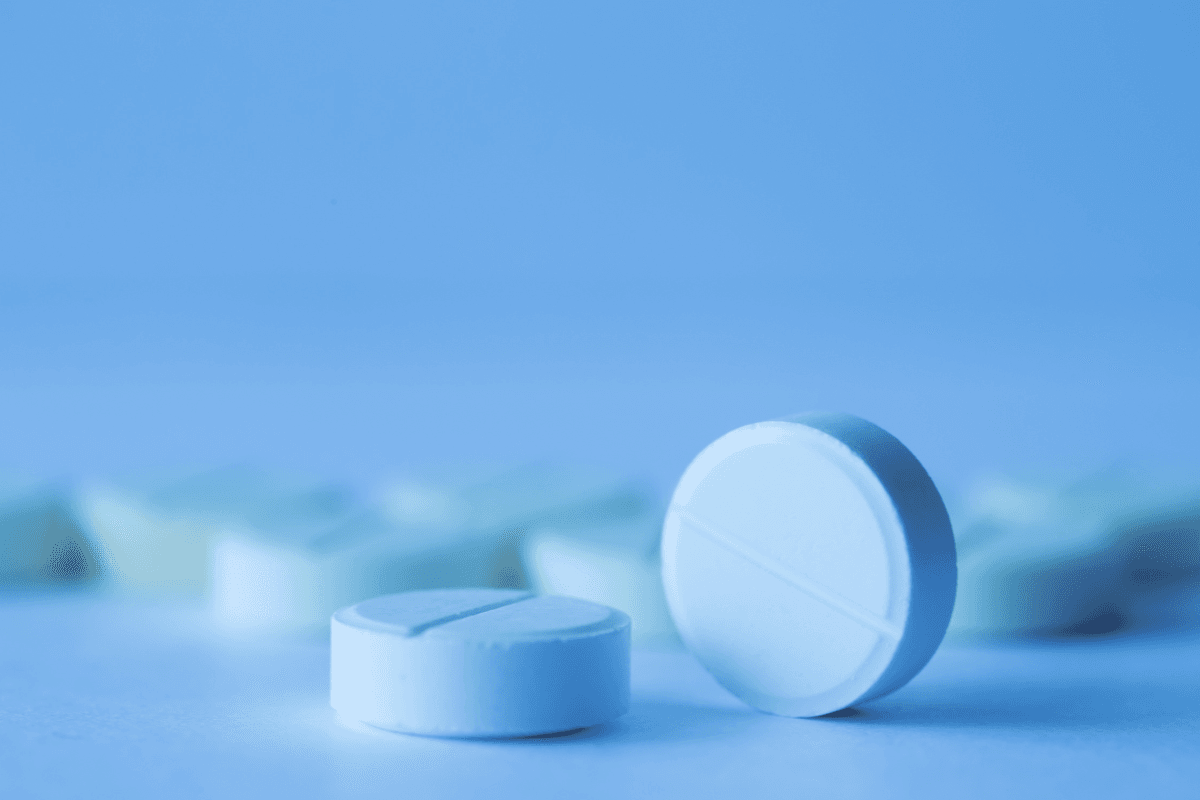 Dicyclomine HCL for IBS: Cramp Relief, Risks, and Use