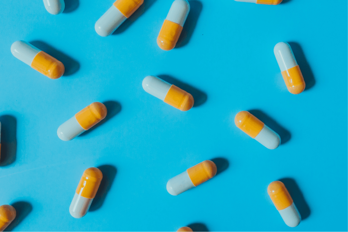 Antirobe Capsules for Dogs: Uses, Safety, Access Tips